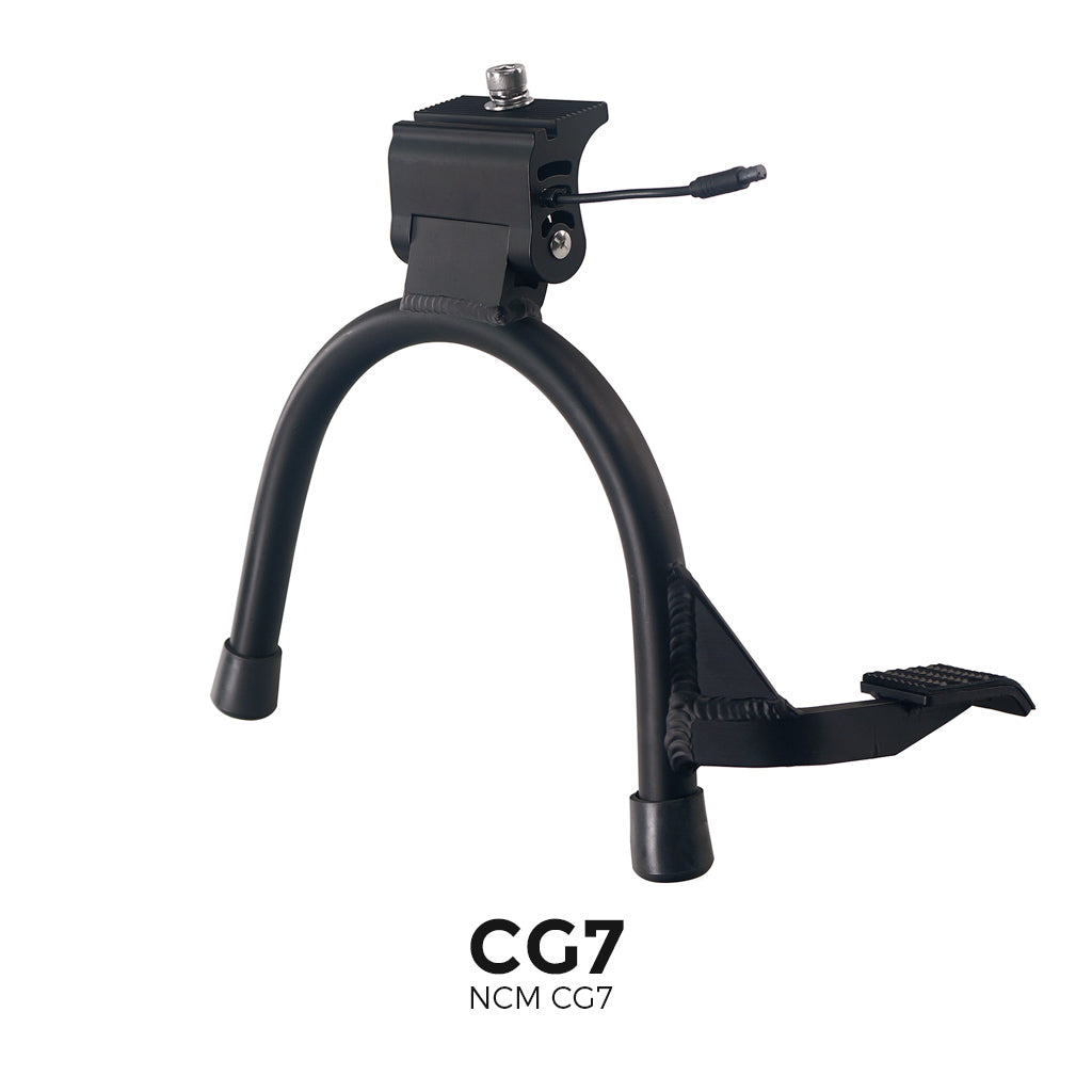 NCM CG7 Kickstand